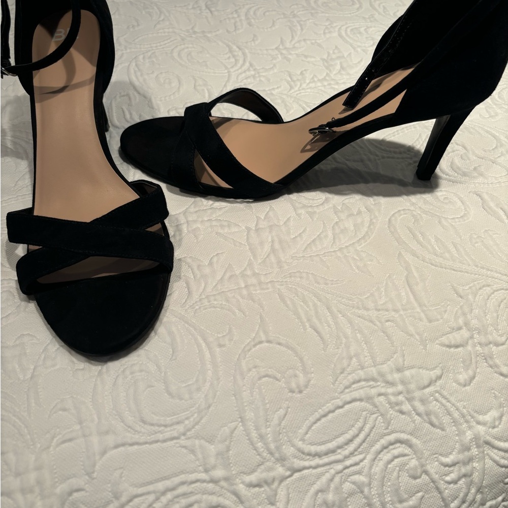 Women’s Size 12 Heels Black Suede
